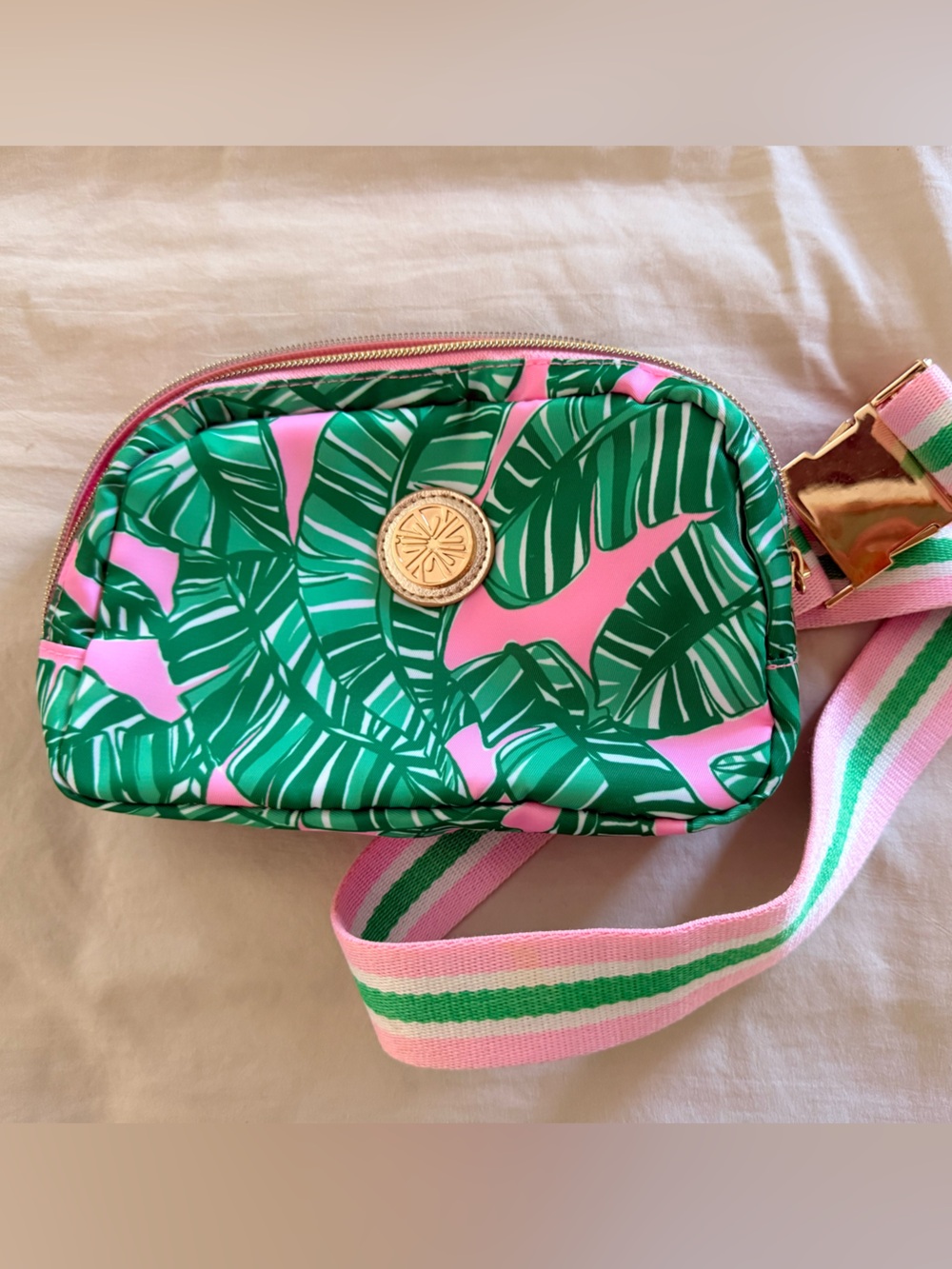Lilly Pulitzer Tropical Leaf Crossbody Bag - Pink & Green